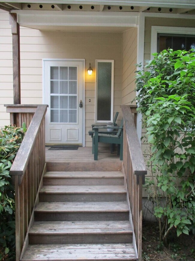 3 bedroom 2 bathroom home in Port Orchard Rental House Rental in Port