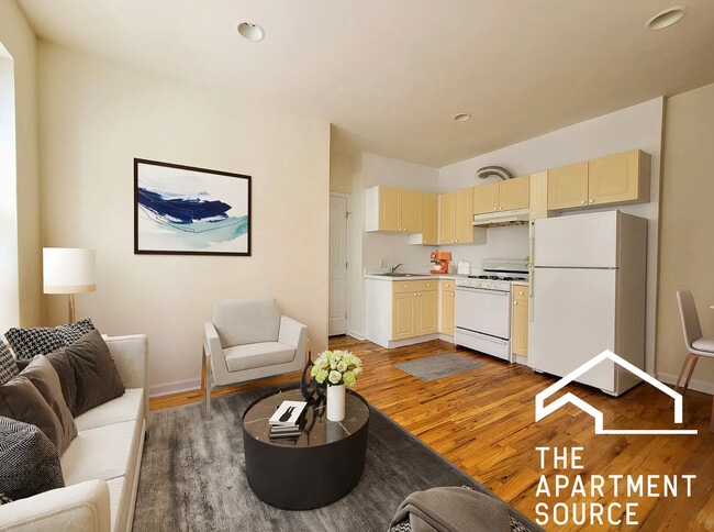 Photo - 928 W Dakin St Unit 305