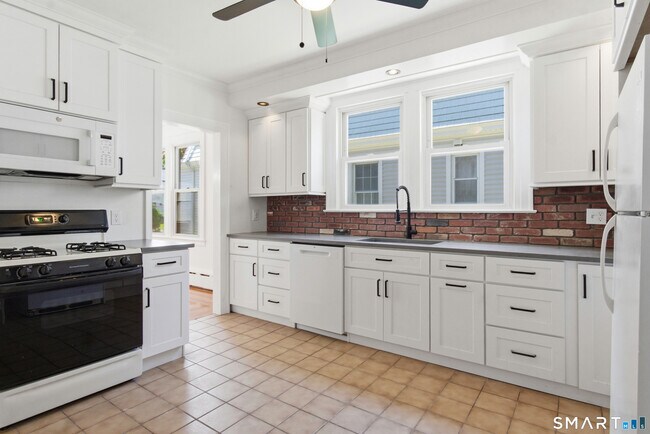 Photo - 30 Coram St Unit 1