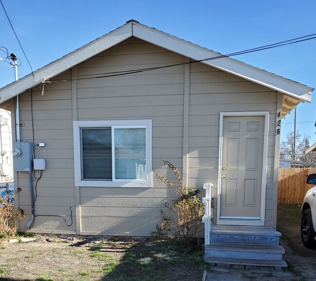 Building Photo - 1 Bedroom, 1 Bathroom Home - Mills Addition