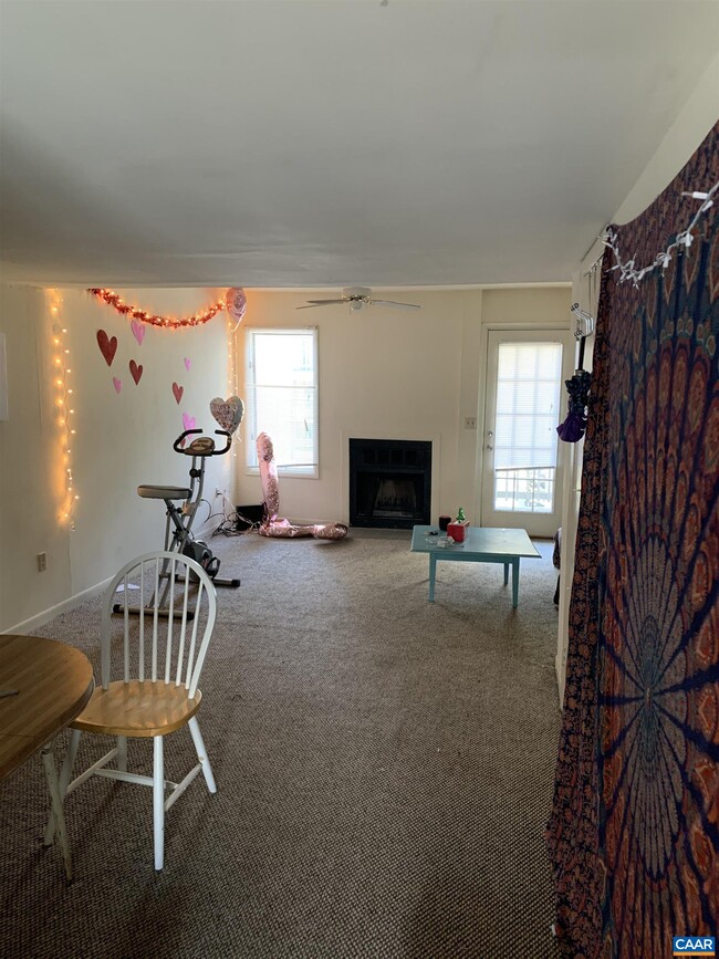 Photo - 1309 Wertland St Unidad d3