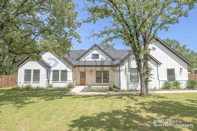Photo - 9705 Lancelot Cir House