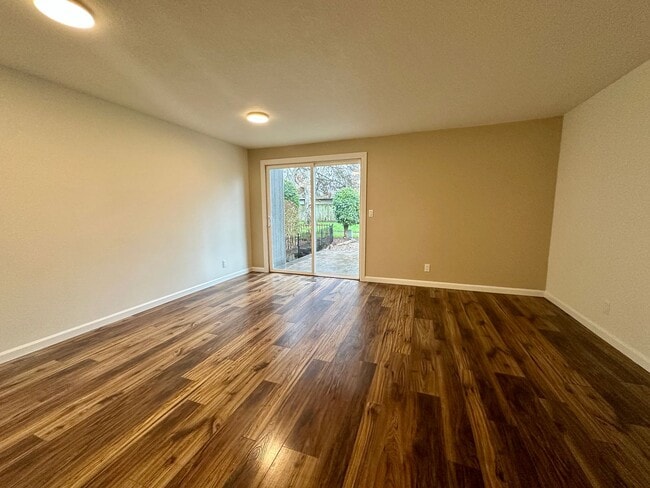 Photo - Updated Two Bedroom Condo in Keizer