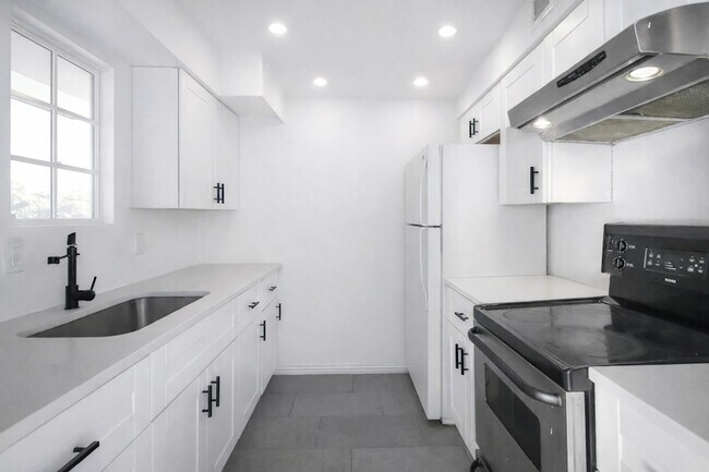 12888 Montfort Dr Unit 230