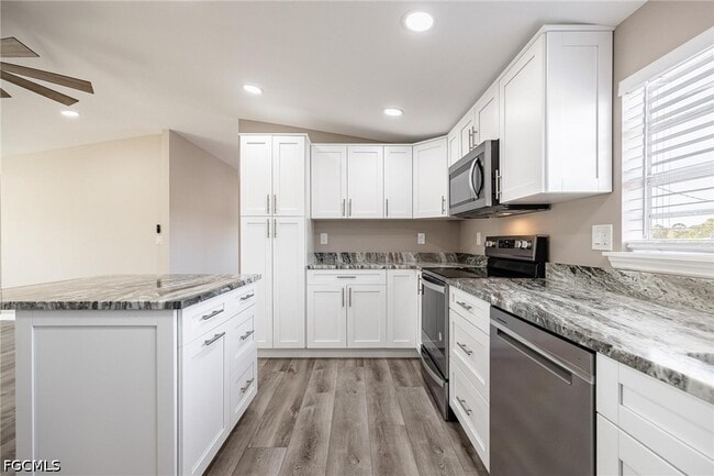 Photo - 17700 Pronghorn St