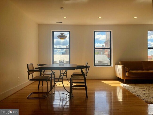 Photo - 2901 16th St NW Unidad 504