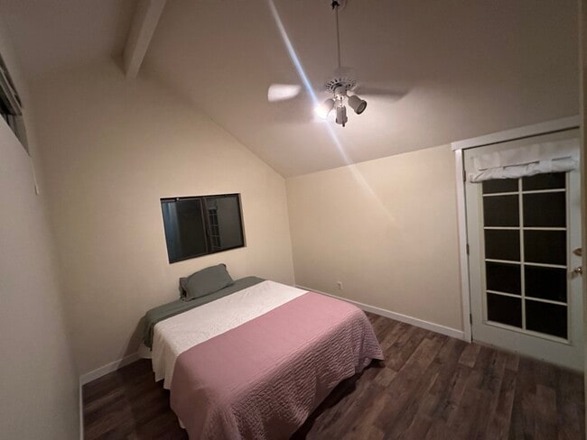 Photo - 8116 Cove Ln