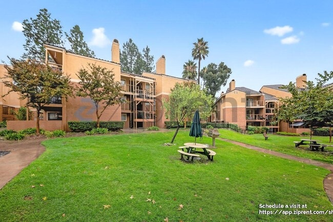 Photo - 10655 Lemon Ave