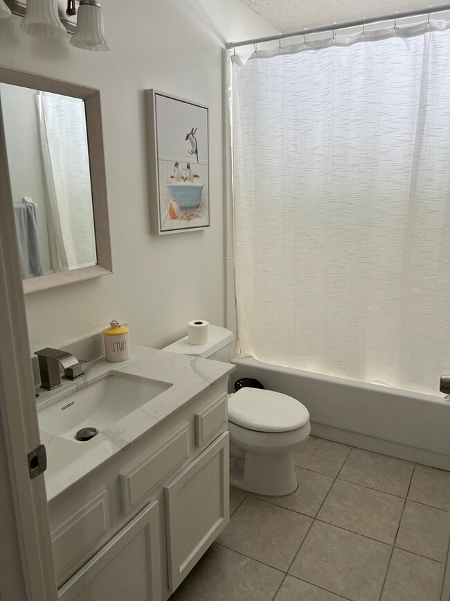 Photo - 11097 Barbizon Cir E