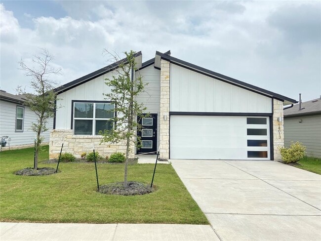 Building Photo - 14013 Neskar Dr