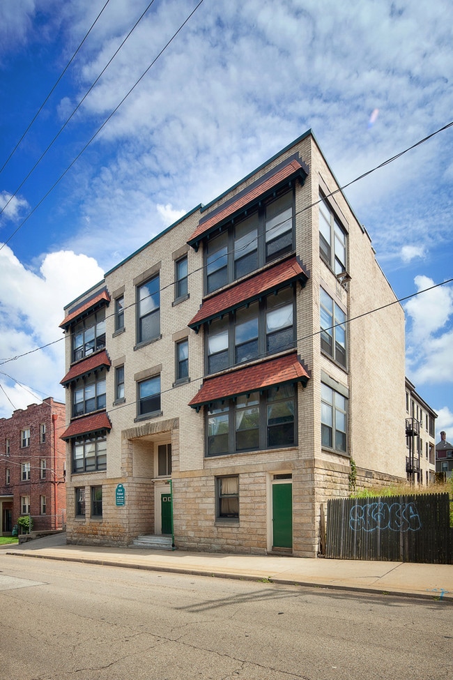 Walnut Street Apartments
