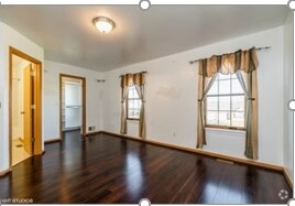Building Photo - 277 Richmond Dr Rental