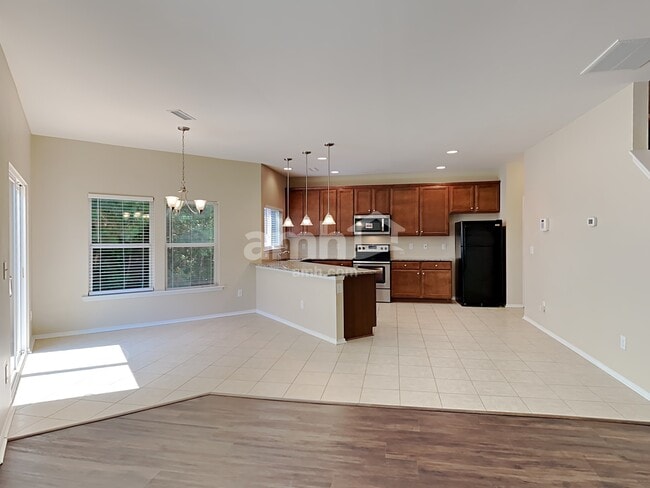 Photo - 253 Averasboro Dr