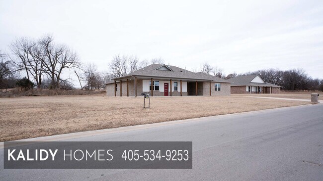 Photo - 307 Kirks Holw