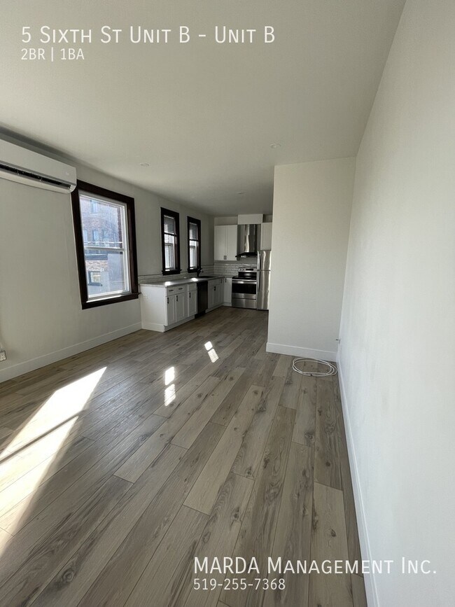 Photo - MODERN 2 BED/1 BATH UNIT IN CHATHAM + HYDRO Unité B