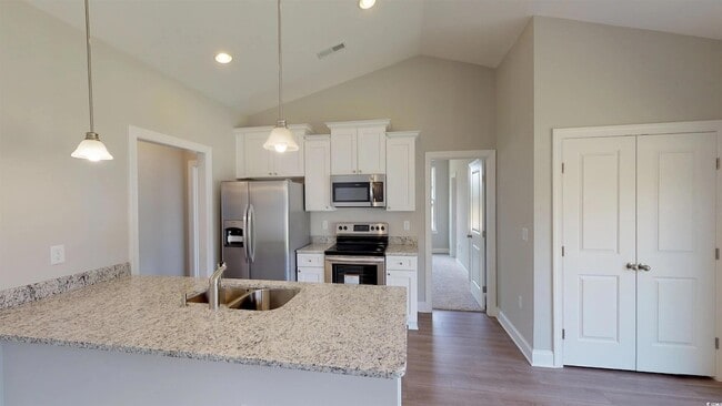 Photo - 8 Wimbledon Ct