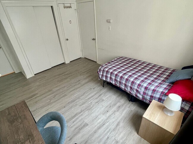 Photo - West Campus - San Gabriel Place - Fully Fu...