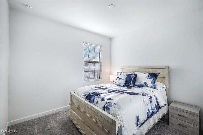 Building Photo - 14180 Gardeners Wy