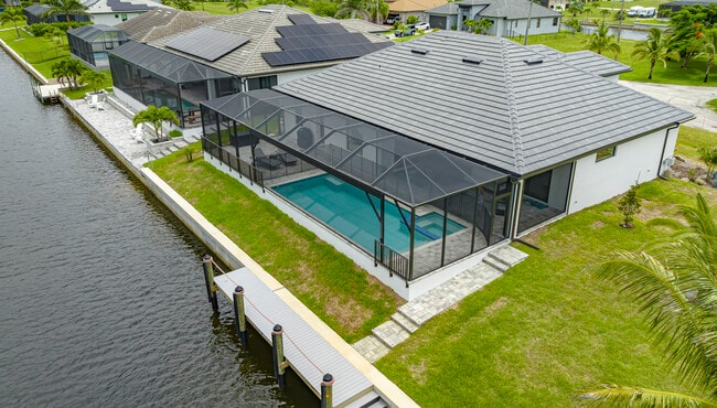 Photo - 2322 NW 39th Ave