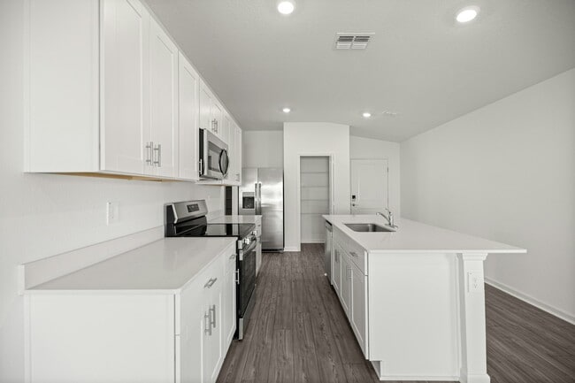 Photo - 3155 NE 38th St