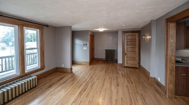 Photo - 979 Marshall Ave Unidad Apt A