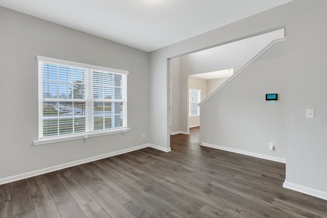 Photo - 12 Trask Cir