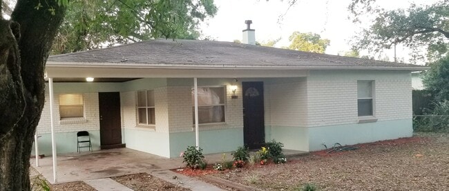 Building Photo - 1518 E Ellicott St