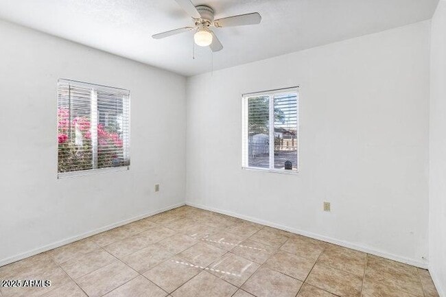 Photo - 412 W 9th St