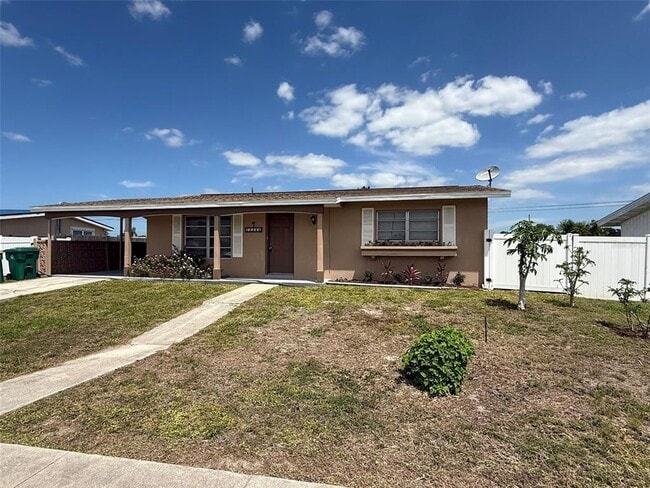 Building Photo - 22344 Lasalle Rd