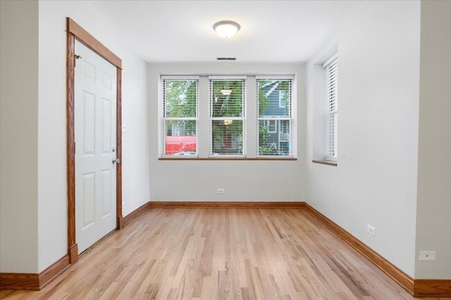 Photo - 3339 N Hamilton Ave