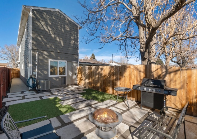 Photo - 6120 E 60th Pl