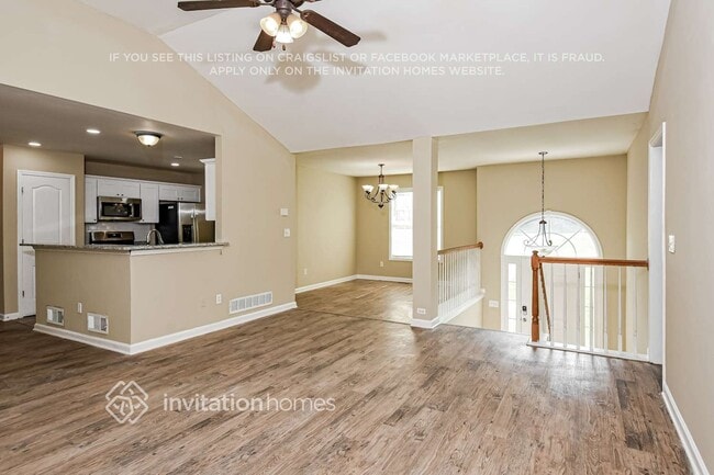 Photo - 186 Sandstone Pl