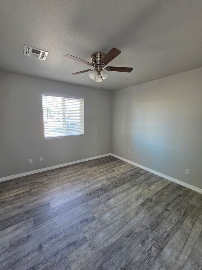 Photo - 2 Bed/1 Bath almost brand new in Central BHC