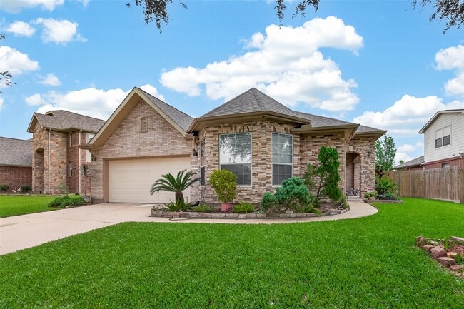 Photo - 13719 Saxony Dr