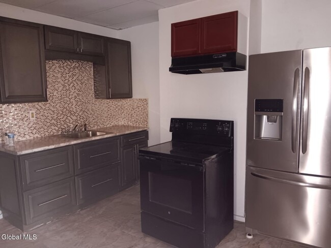 Photo - 1150 Broadway Unit #1