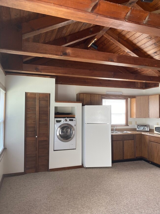 Photo - 662 Cortez Cir Unidad Rear Cottage