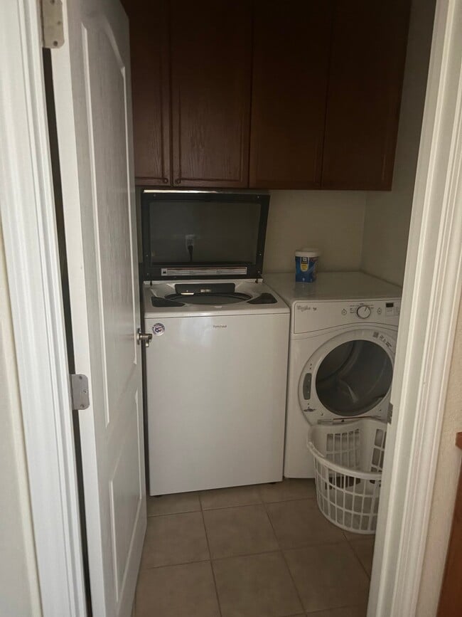 Photo - 3576 Husch Way