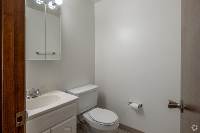 Executive - Primary Half Bath