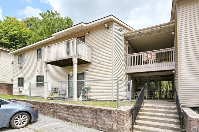 Photo - 366 Concord Ln Rental