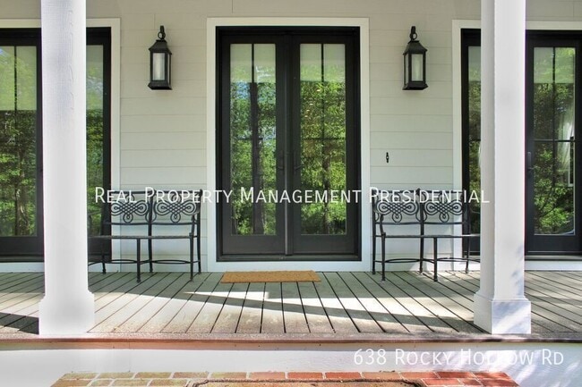 Photo - 638 Rocky Hollow Rd