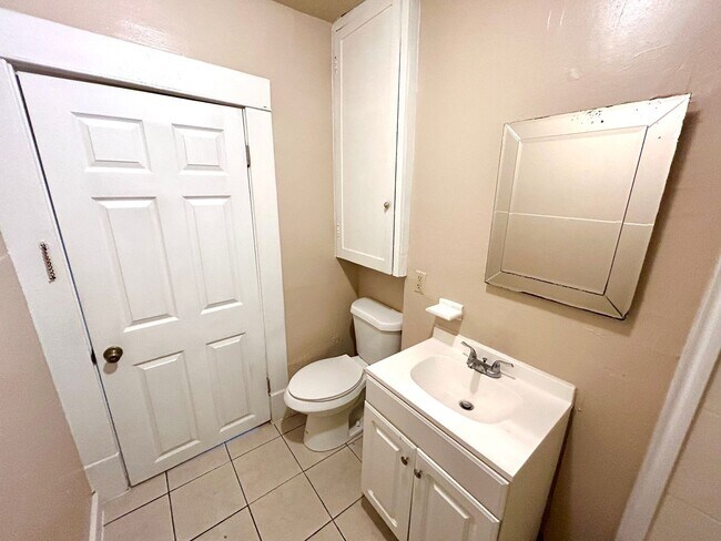 Photo - Downstairs 1BD/1BA Near San Antonio College – Easy Access, Central Location!