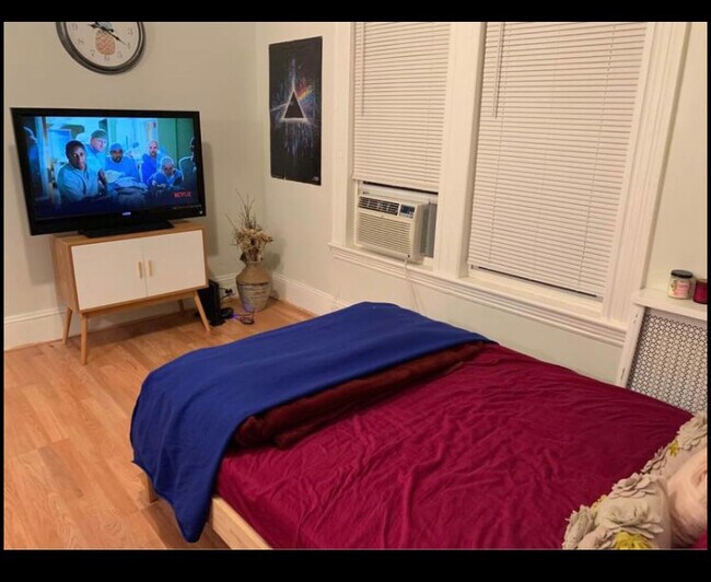 Photo - 101 Hooker St