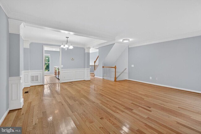 Photo - 1055 Lexus Way