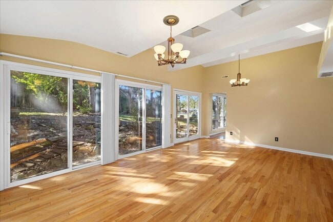 Photo - 1102 Mourning Dove Dr