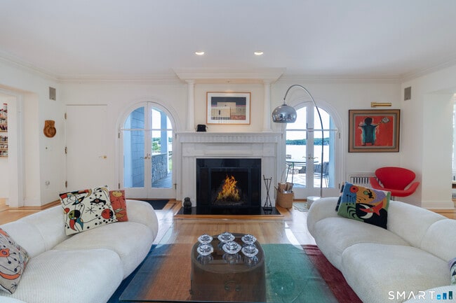 Photo - 18 Rockland Park