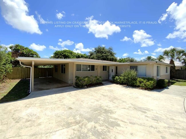 1284 NW 5th St