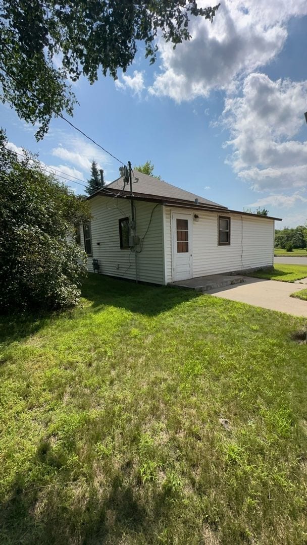 Building Photo - 2 Bed, 1 Bath Single Family Home- Staples, MN