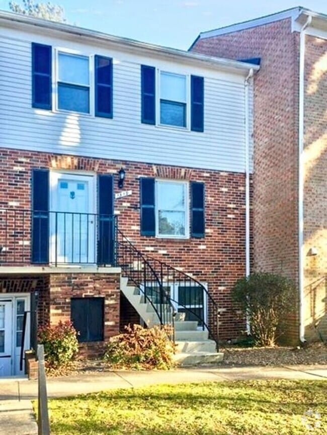 Building Photo - 1519 Sargeant Ct Rental