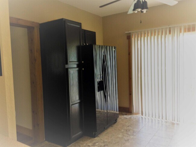 Photo - 1648 Finley St