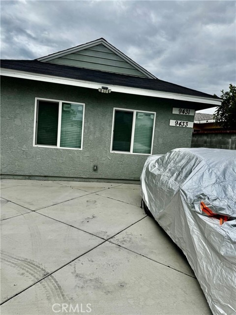 Building Photo - 9431 Nagle Ave